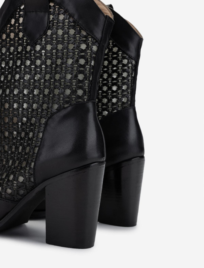 Valmenti Kadın Deri & Tekstil Siyah Deri Topuklu Çizme Valmenti Kadın Deri & Tekstil Siyah Deri Topuklu Çizme