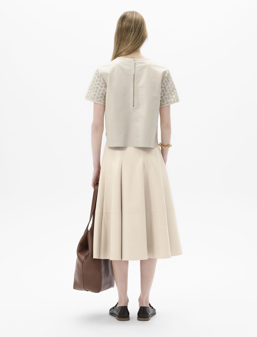 Kadın Beyaz Deri Detaylı Bluz Kadın Beyaz Deri Detaylı Bluz