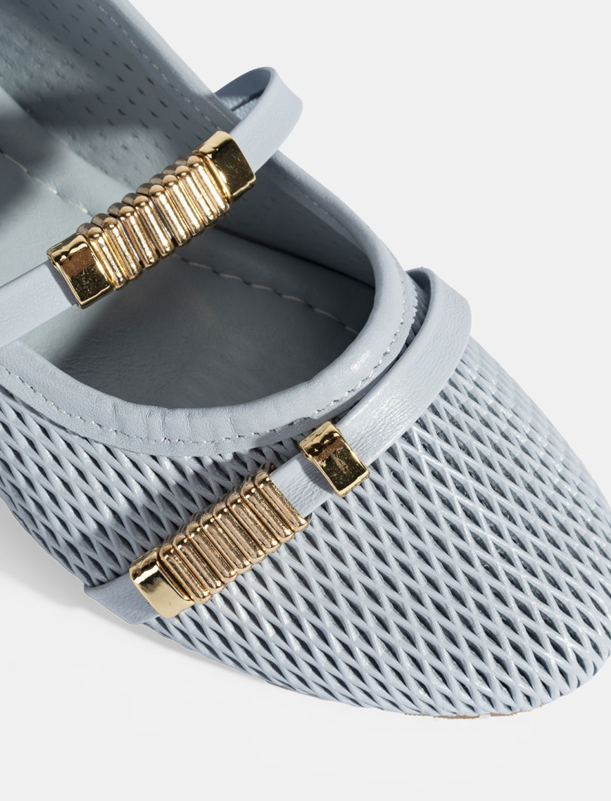 Kadın Mavi Metal Toka Aksesuarlı Deri Babet Kadın Mavi Metal Toka Aksesuarlı Deri Babet