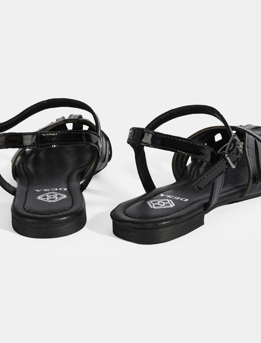 Kadın Siyah Ayarlanabilir Tokalı Rugan Sandalet Kadın Siyah Ayarlanabilir Tokalı Rugan Sandalet