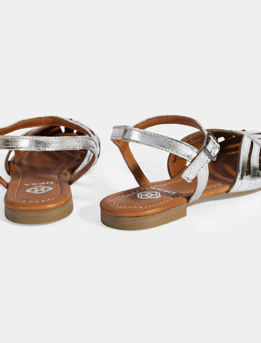 Kadın Gümüş Ayarlanabilir Tokalı Rugan Sandalet Kadın Gümüş Ayarlanabilir Tokalı Rugan Sandalet