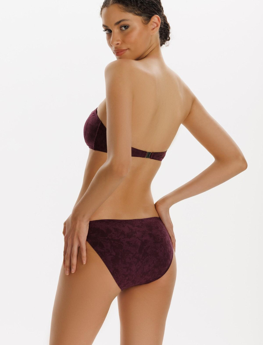 ZEKİ VALERIA AKSESUAR DETAYLI BİKİNİ TAKIMI ZEKİ VALERIA AKSESUAR DETAYLI BİKİNİ TAKIMI