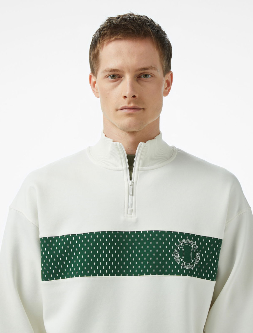 Lacoste Erkek Loose Fit Yarım Fermuarlı Baskılı Beyaz Sweatshirt Lacoste Erkek Loose Fit Yarım Fermuarlı Baskılı Beyaz Sweatshirt