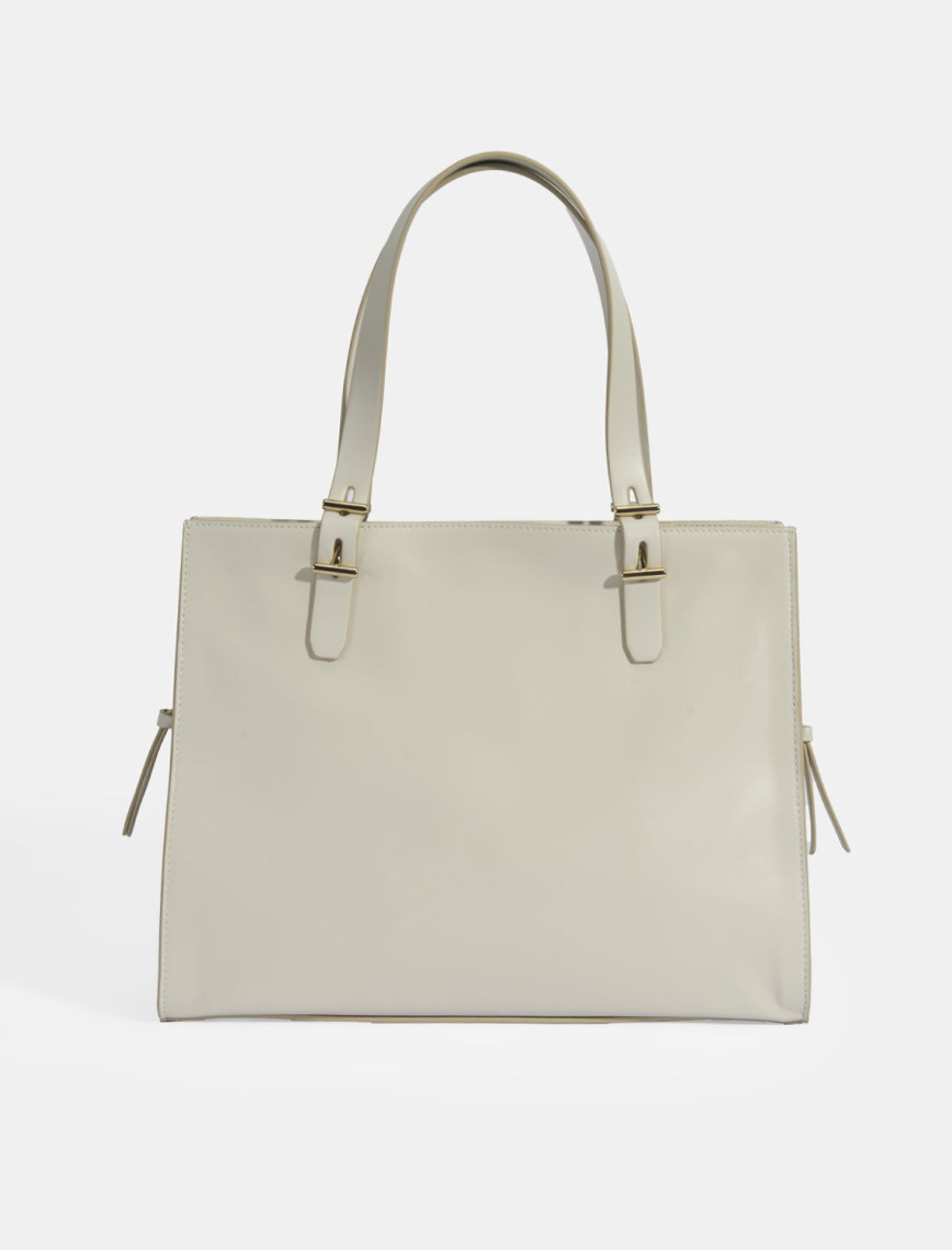 Kadın Beyaz Deri Omuz Çantası Kadın Beyaz Deri Omuz Çantası