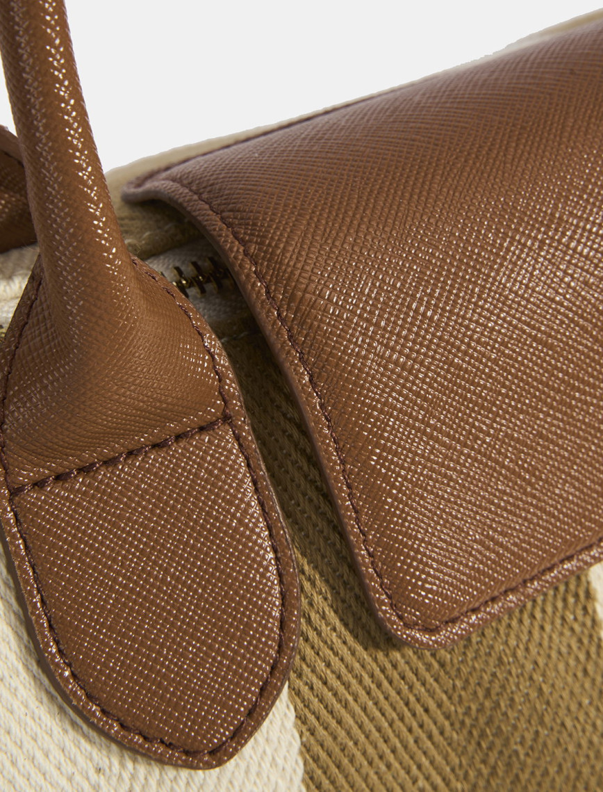 Kadın Monogram Logolu Vizon Çizgili Kumaş Midi Omuz Çantası Kadın Monogram Logolu Vizon Çizgili Kumaş Midi Omuz Çantası