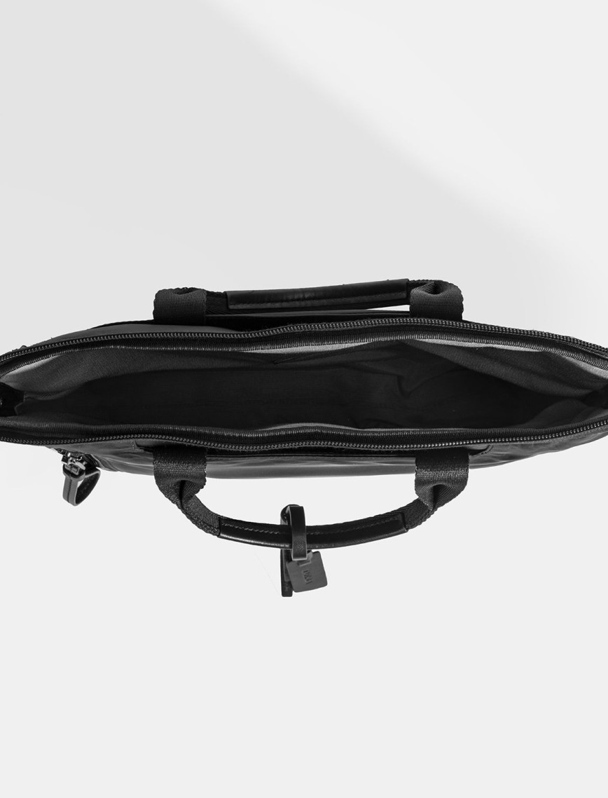 Siyah Laptop Çantası Siyah Laptop Çantası