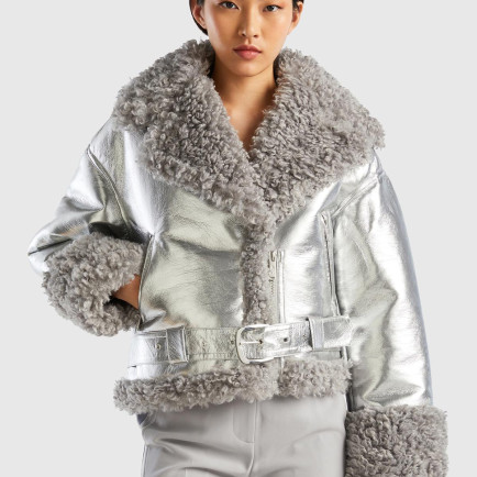 Kadın Gümüş Şal Yaka Suni Deri Ceket Kadın Gümüş Şal Yaka Suni Deri Ceket