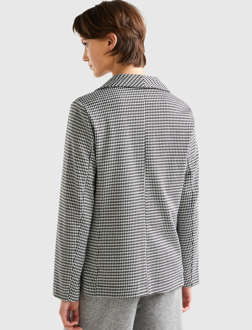 Kadın Siyah-Beyaz Kazayağı Desenli Ceket Kadın Siyah-Beyaz Kazayağı Desenli Ceket