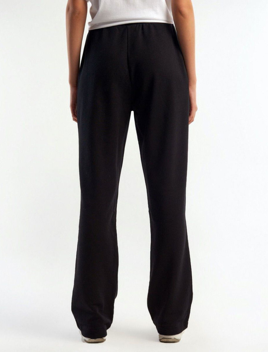 Kadın Siyah %100 Koton Beli Lastikli Rahat Kalıp Pantolon Kadın Siyah %100 Koton Beli Lastikli Rahat Kalıp Pantolon