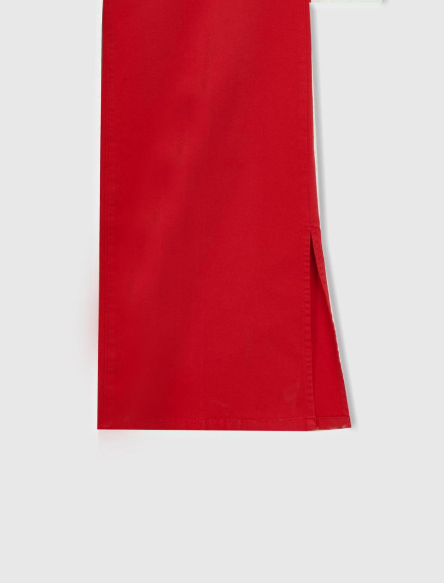 Kadın Kırmızı Paçası Yırtmaçlı Pantolon