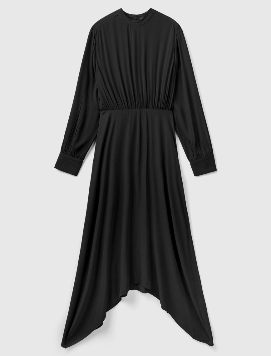 Kadın Siyah %100 Viskoz Uzun Kollu Sırtı Açık Elbise Kadın Siyah %100 Viskoz Uzun Kollu Sırtı Açık Elbise