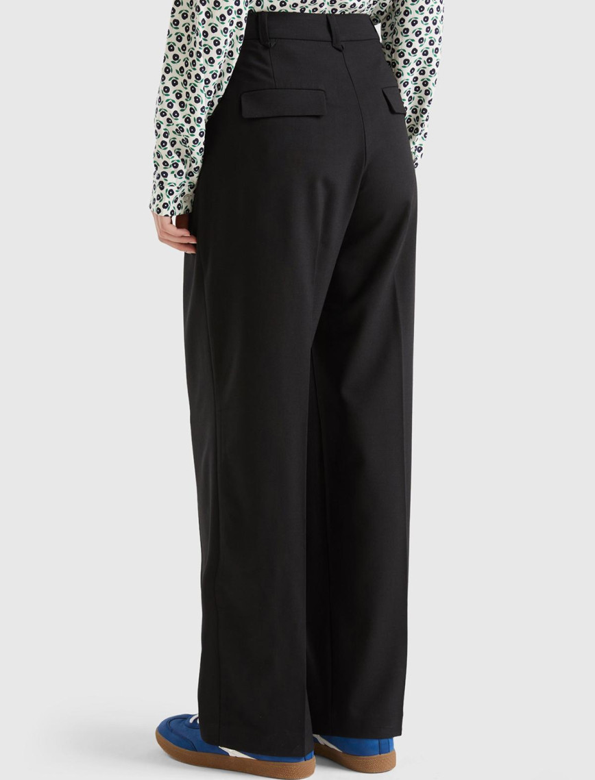 Kadın Siyah Pileli Rahat Kalıp Pantolon Kadın Siyah Pileli Rahat Kalıp Pantolon