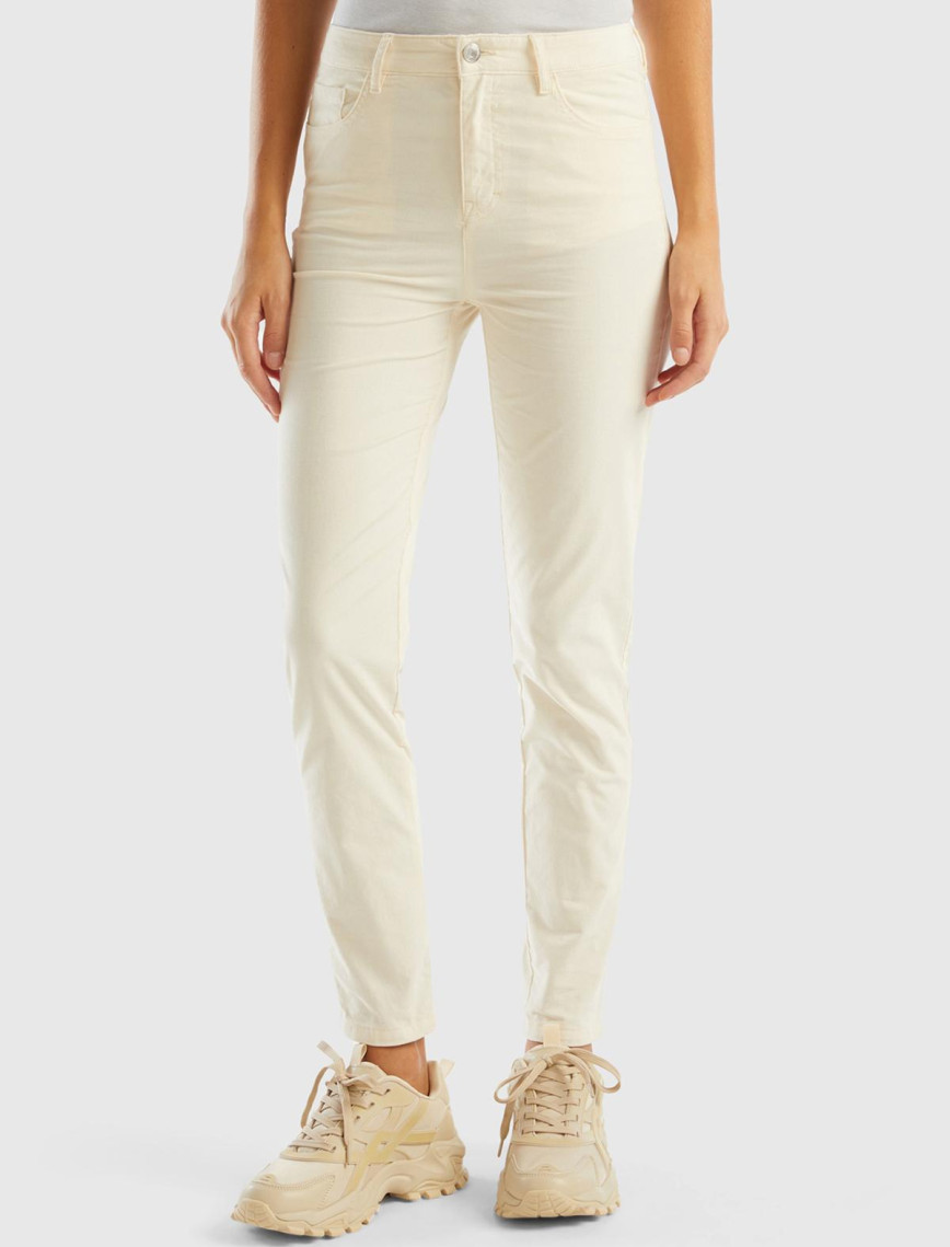 Kadın Krem Slim Fit Kadife Pantolon
