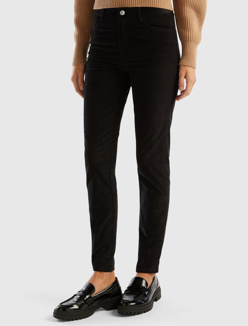 Kadın Siyah Slim Fit Kadife Pantolon