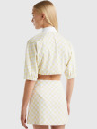 Kadın Sarı Dama Desenli Kısa Kollu Crop Koton Gömlek Kadın Sarı Dama Desenli Kısa Kollu Crop Koton Gömlek