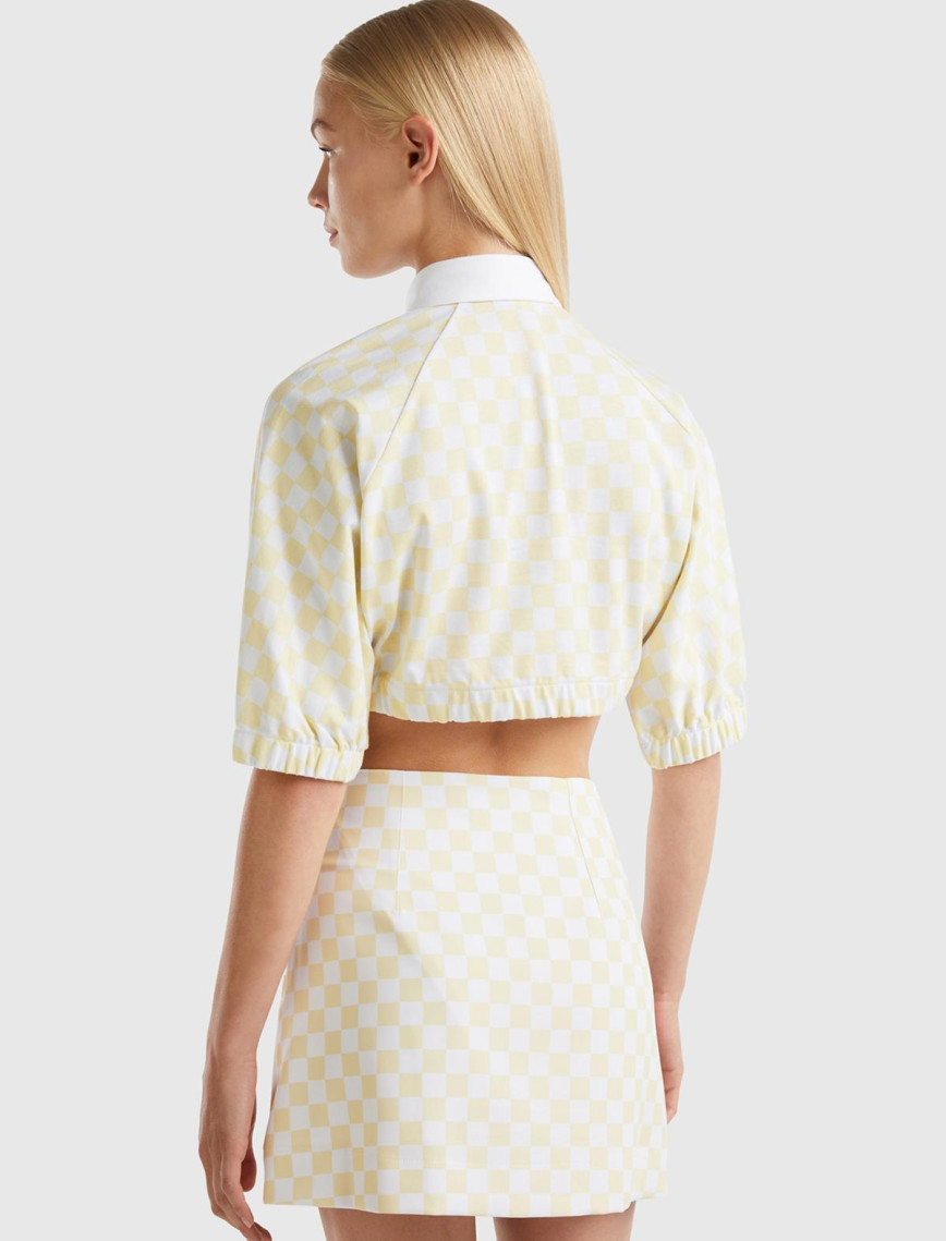 Kadın Sarı Dama Desenli Kısa Kollu Crop Koton Gömlek Kadın Sarı Dama Desenli Kısa Kollu Crop Koton Gömlek