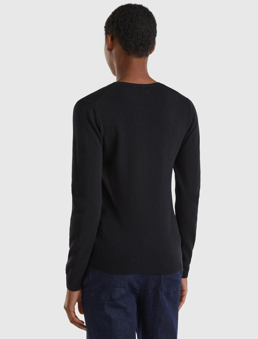 Kadın Siyah V Yaka %100 Merino Kazak