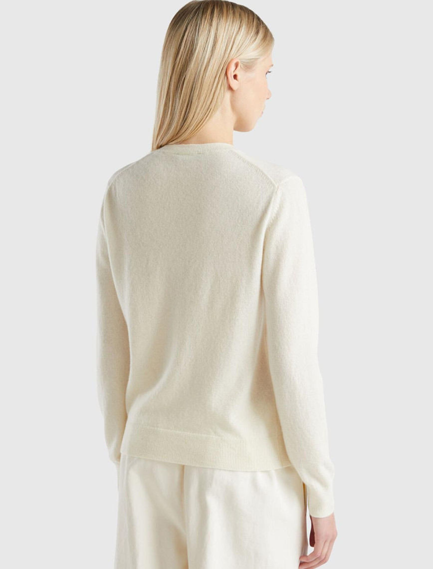 Kadın Krem %100 Kaşmir Yuvarlak Yaka Önü Düğme İliklemeli Hırka Kadın Krem %100 Kaşmir Yuvarlak Yaka Önü Düğme İliklemeli Hırka