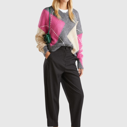 Kadın Gri Moher Karışımlı Renk Detaylı Düşük Omuz V Yaka Kazak