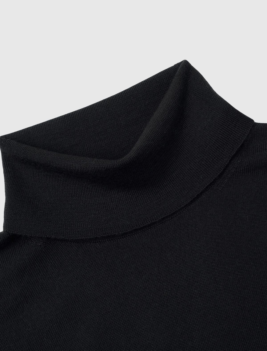 Erkek Siyah %100 Extra Fine Merino Dik Yaka Kazak Erkek Siyah %100 Extra Fine Merino Dik Yaka Kazak