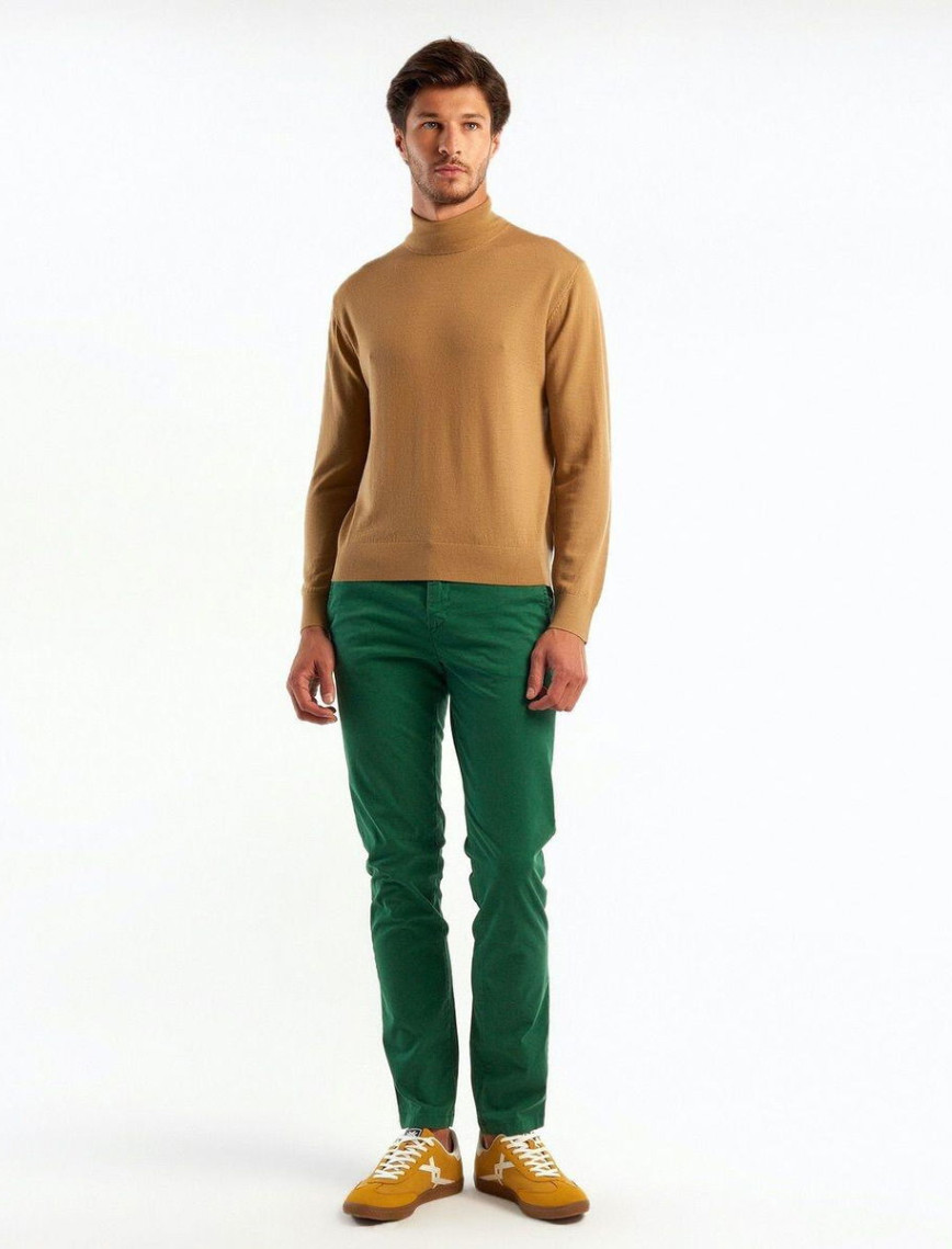 Erkek Siyah %100 Extra Fine Merino Dik Yaka Kazak Erkek Siyah %100 Extra Fine Merino Dik Yaka Kazak