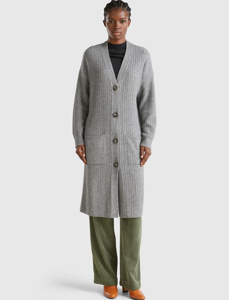 Kadın Gri Yün Karışımlı Önü Düğme Detaylı Cepli Uzun V Yaka Hırka Kadın Gri Yün Karışımlı Önü Düğme Detaylı Cepli Uzun V Yaka Hırka