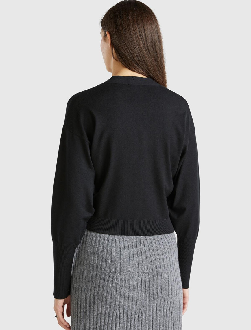 Kadın Siyah Viskoz Karışımlı Önü Dantel Detaylı Yüksek Manşet Hırka Kadın Siyah Viskoz Karışımlı Önü Dantel Detaylı Yüksek Manşet Hırka