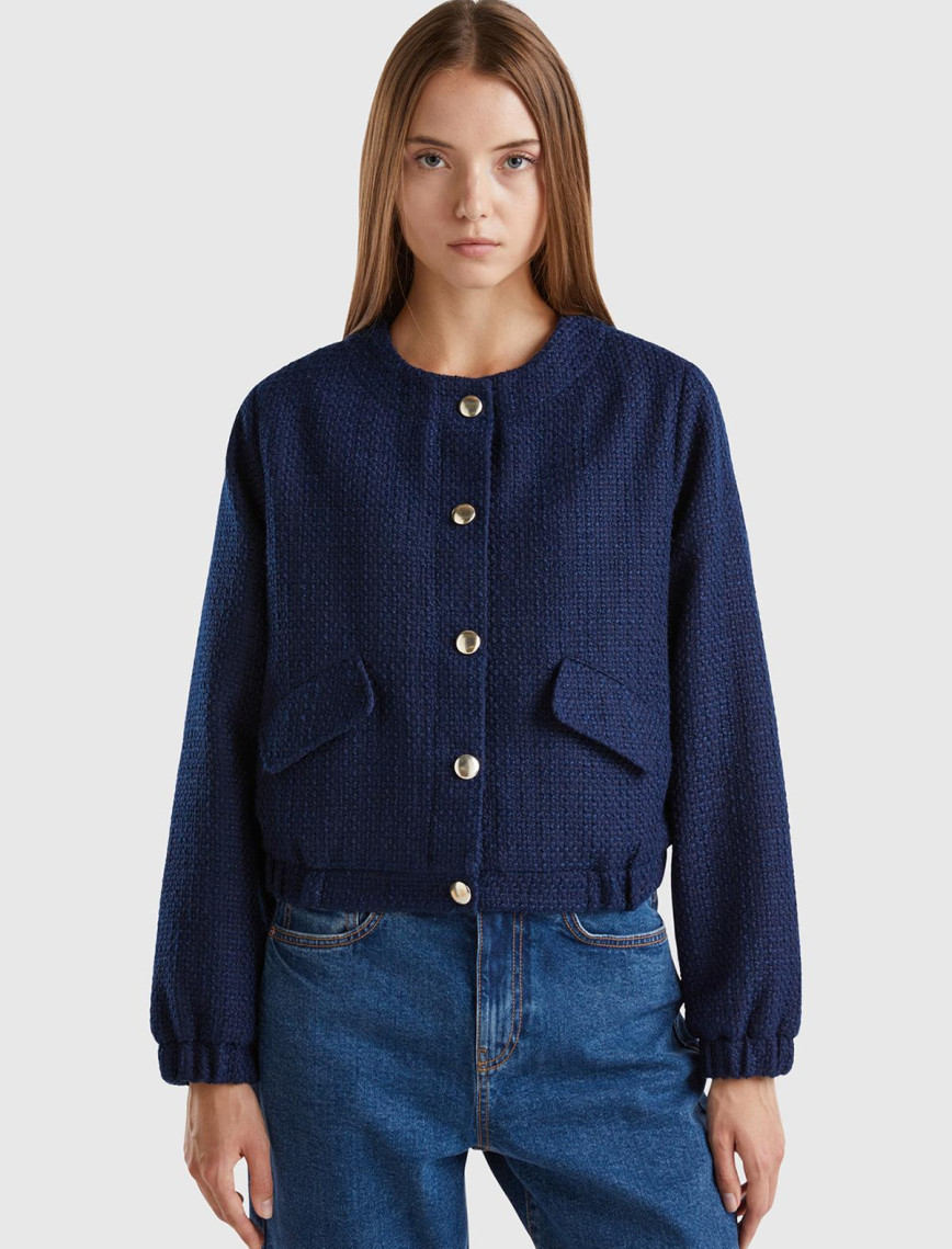 Kadın Lacivert Önü Düğmeli Kapaklı Cep Tasarımı Yuvarlak Yaka Bomber Ceket Kadın Lacivert Önü Düğmeli Kapaklı Cep Tasarımı Yuvarlak Yaka Bomber Ceket