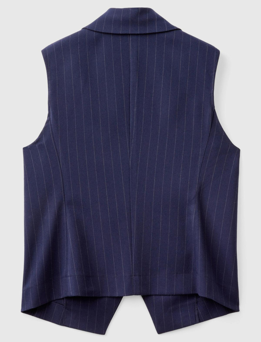 Kadın Lacivert Viskoz Karışımlı Düğmeli Çizgili Sivri Yaka Kruvaze Yelek Kadın Lacivert Viskoz Karışımlı Düğmeli Çizgili Sivri Yaka Kruvaze Yelek