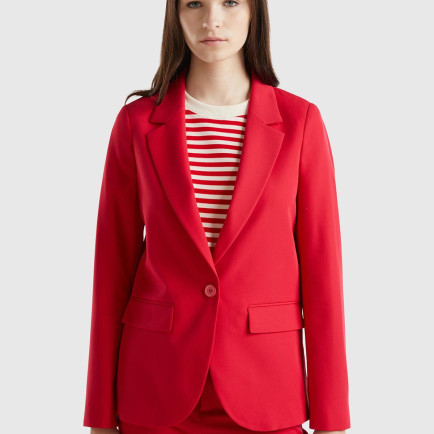 Kadın Kırmızı Poliviskoz Tek Düğmeli Kırlangıç Yaka Blazer Ceket Kadın Kırmızı Poliviskoz Tek Düğmeli Kırlangıç Yaka Blazer Ceket