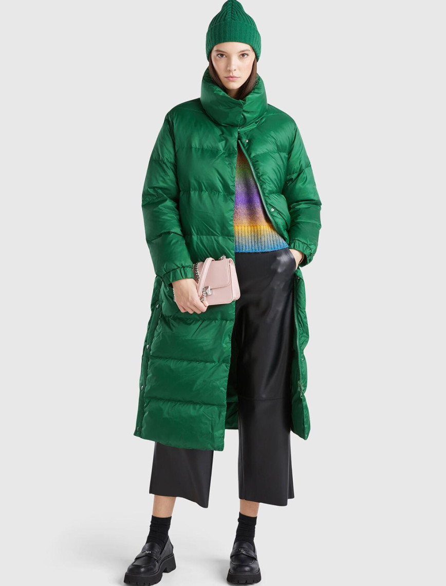 Kadın Yeşil Kaz Tüyü Dolgulu Düğme Kapamalı Yüksek Yaka Uzun Şişme Mont Kadın Yeşil Kaz Tüyü Dolgulu Düğme Kapamalı Yüksek Yaka Uzun Şişme Mont