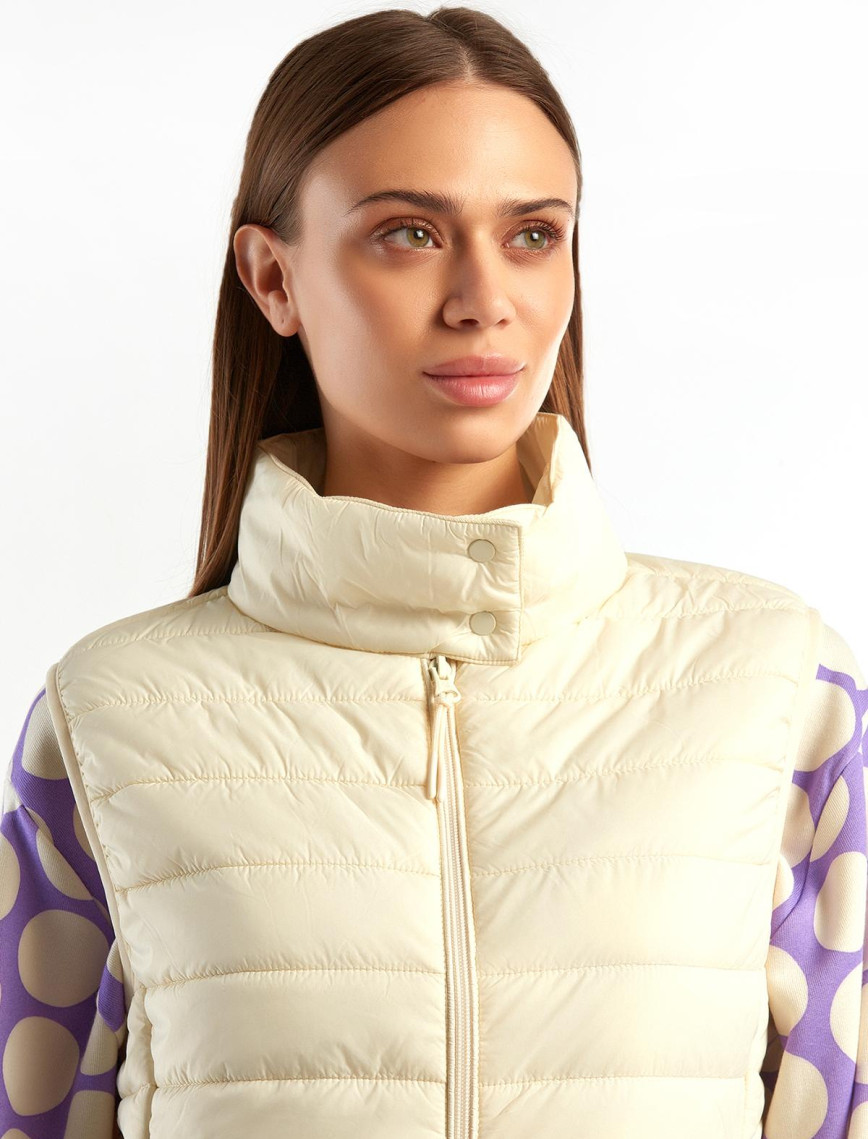 Kadın Krem Recycled Polyester Dolgulu  Pufa Yelek