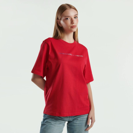 Kadın Kırmızı %100 Pamuk Önü Logolu Kısa Kollu Yuvarlak Yaka T-Shirt