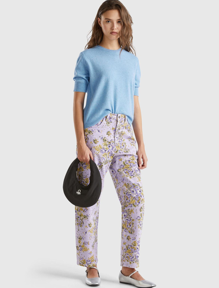 Kadın Beyaz %100 Pamuk Tamamı Çiçek Desenli 5 Cepli Balon Pantolon Kadın Beyaz %100 Pamuk Tamamı Çiçek Desenli 5 Cepli Balon Pantolon