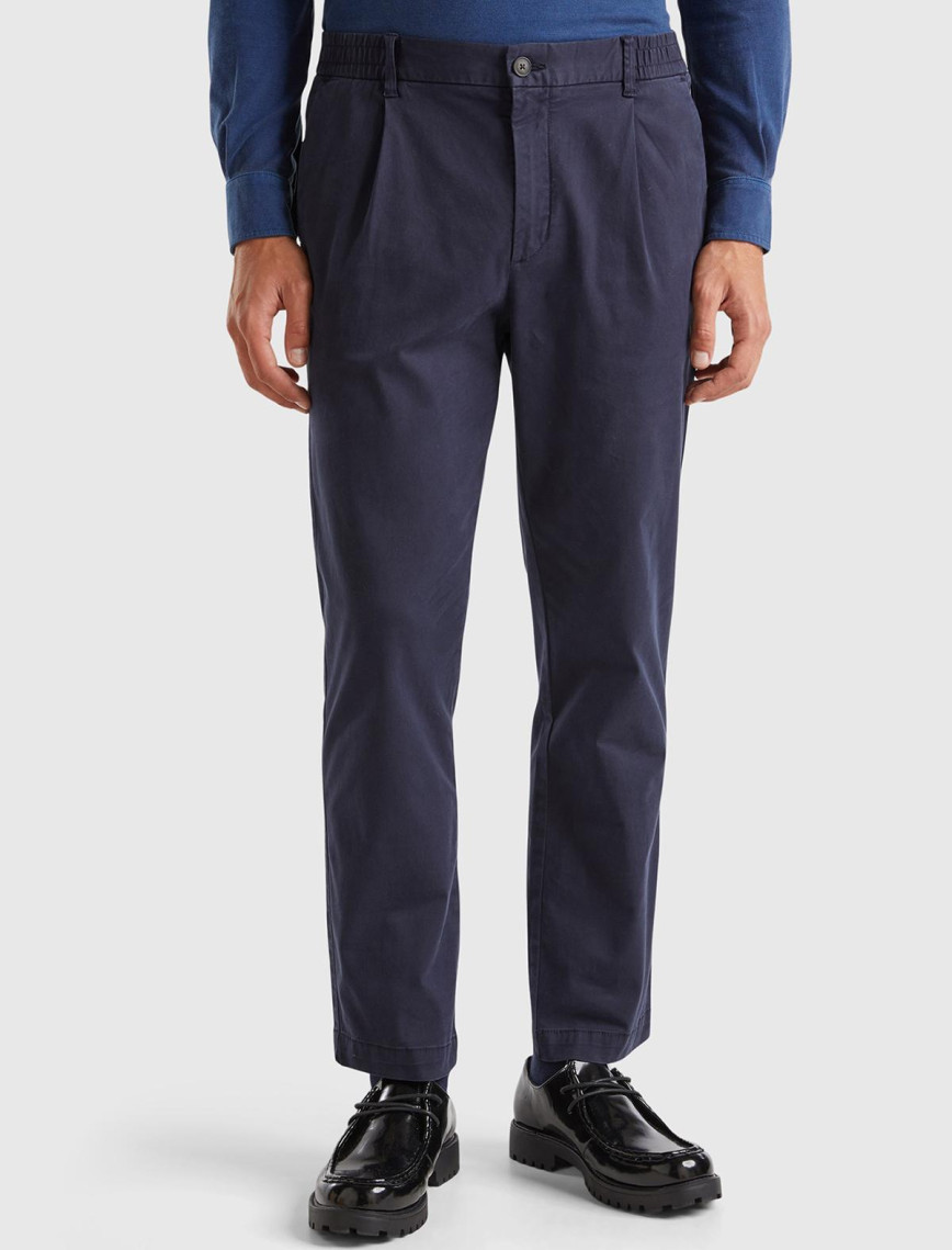 Erkek Kahverengi Pamuk Karışımlı Yanları ve Arkası Cep Detaylı Pantolon Erkek Kahverengi Pamuk Karışımlı Yanları ve Arkası Cep Detaylı Pantolon