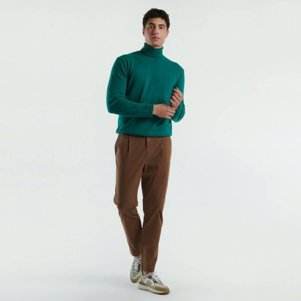 Erkek Kahverengi Pamuk Karışımlı Yanları ve Arkası Cep Detaylı Pantolon Erkek Kahverengi Pamuk Karışımlı Yanları ve Arkası Cep Detaylı Pantolon