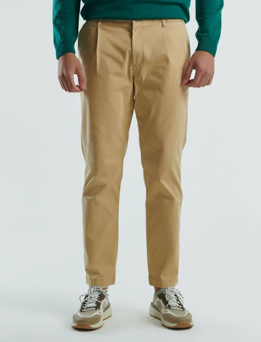 Erkek Bej Pamuk Karışımlı Yanları ve Arkası Cep Detaylı Pantolon