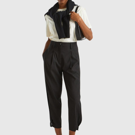 Kadın Siyah Yün ve Viskoz Karışımlı Paçası Düğme Detaylı Pantolon