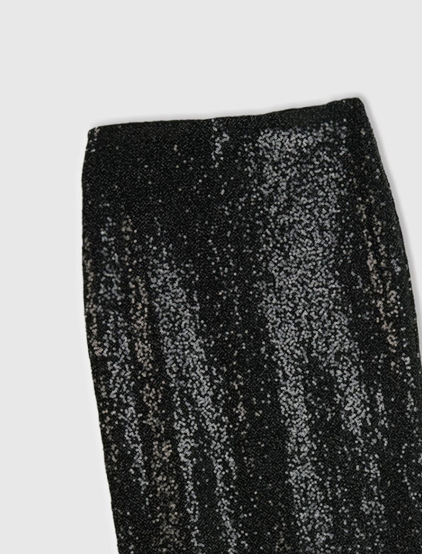 Kadın Siyah İçi Jarse Astarlı Arkası Yırtmaçlı Kalem Etek Kadın Siyah İçi Jarse Astarlı Arkası Yırtmaçlı Kalem Etek