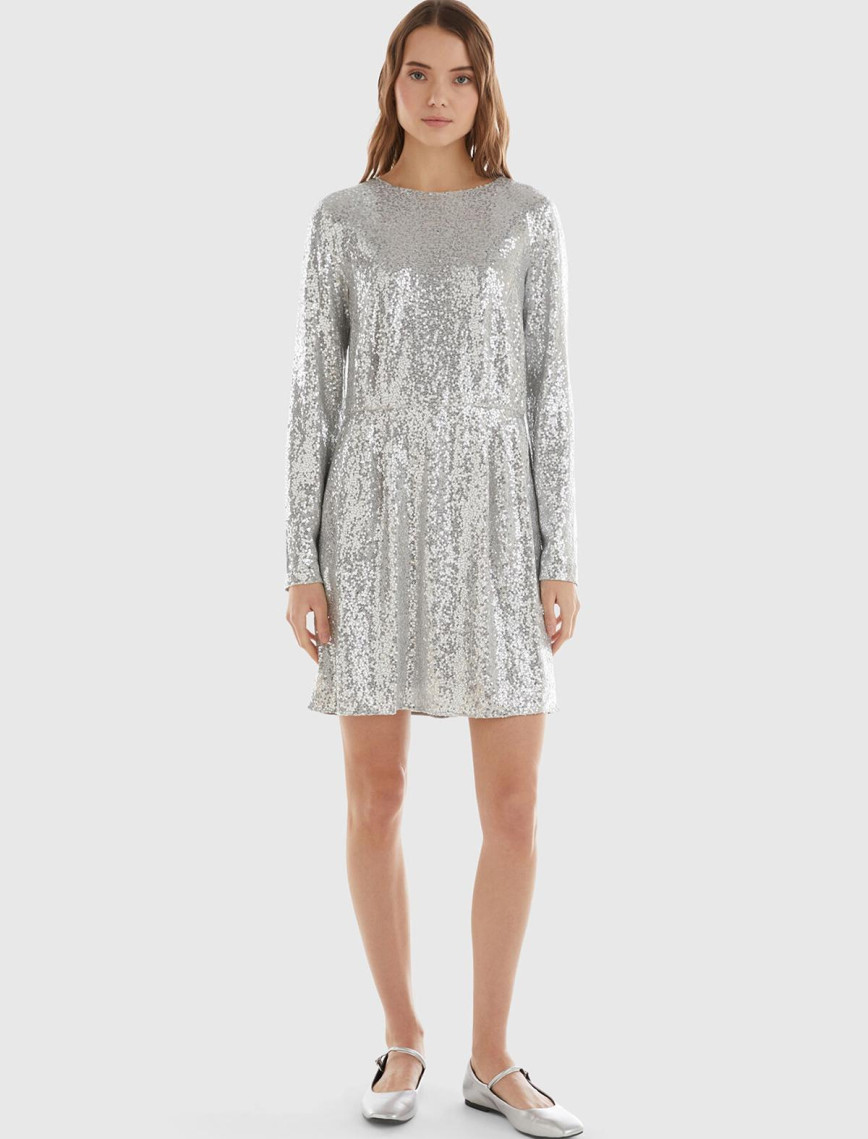 Kadın Gümüş İçi Jarse Astarlı Sırt Detaylı Uzun Kollu Simli Elbise Kadın Gümüş İçi Jarse Astarlı Sırt Detaylı Uzun Kollu Simli Elbise