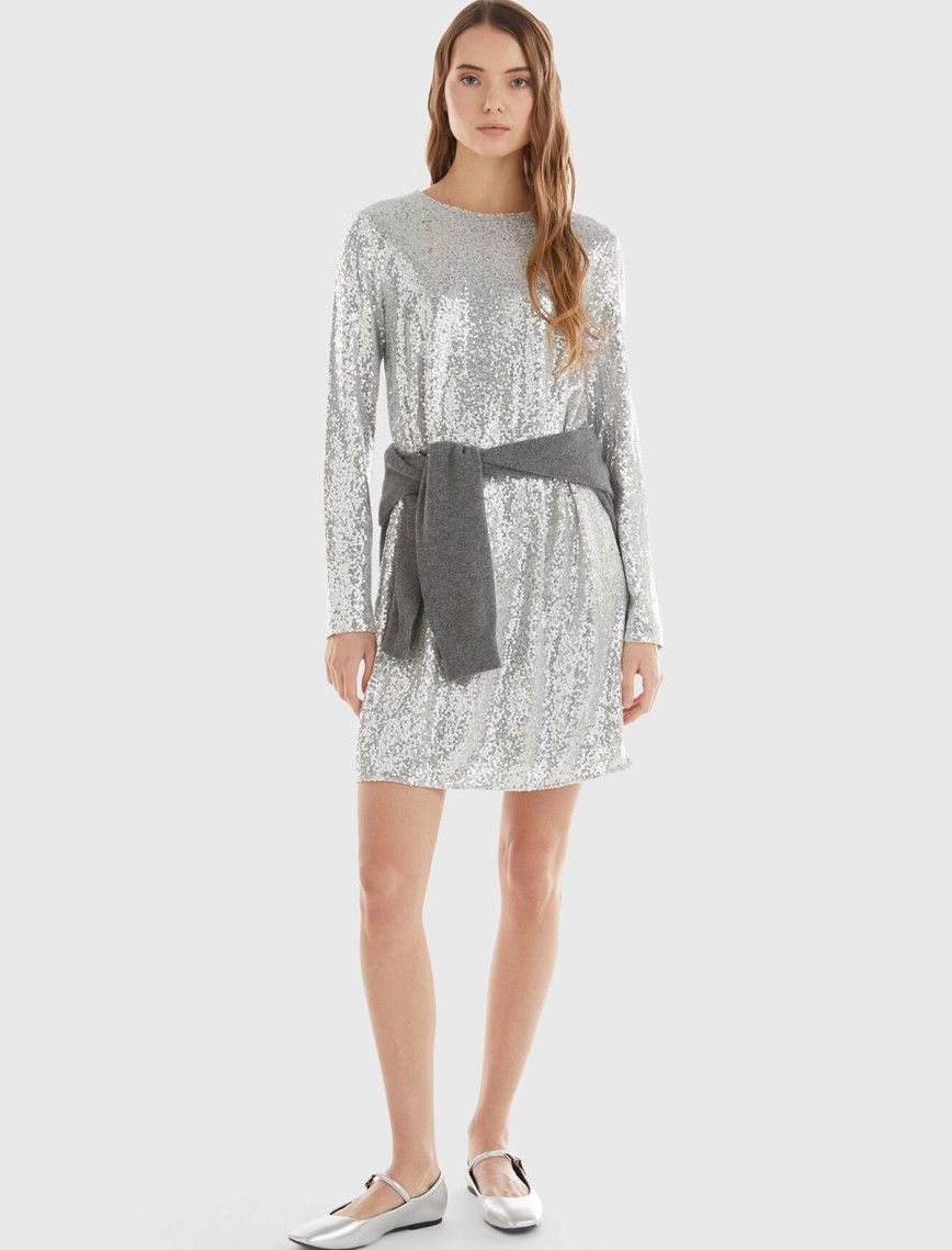 Kadın Gümüş İçi Jarse Astarlı Sırt Detaylı Uzun Kollu Simli Elbise Kadın Gümüş İçi Jarse Astarlı Sırt Detaylı Uzun Kollu Simli Elbise