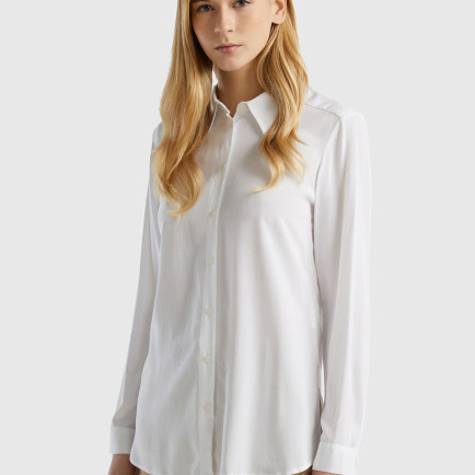 Kadın Beyaz %100 Viskoz Etek Ucu Yuvarlak Kesim Düz Gömlek