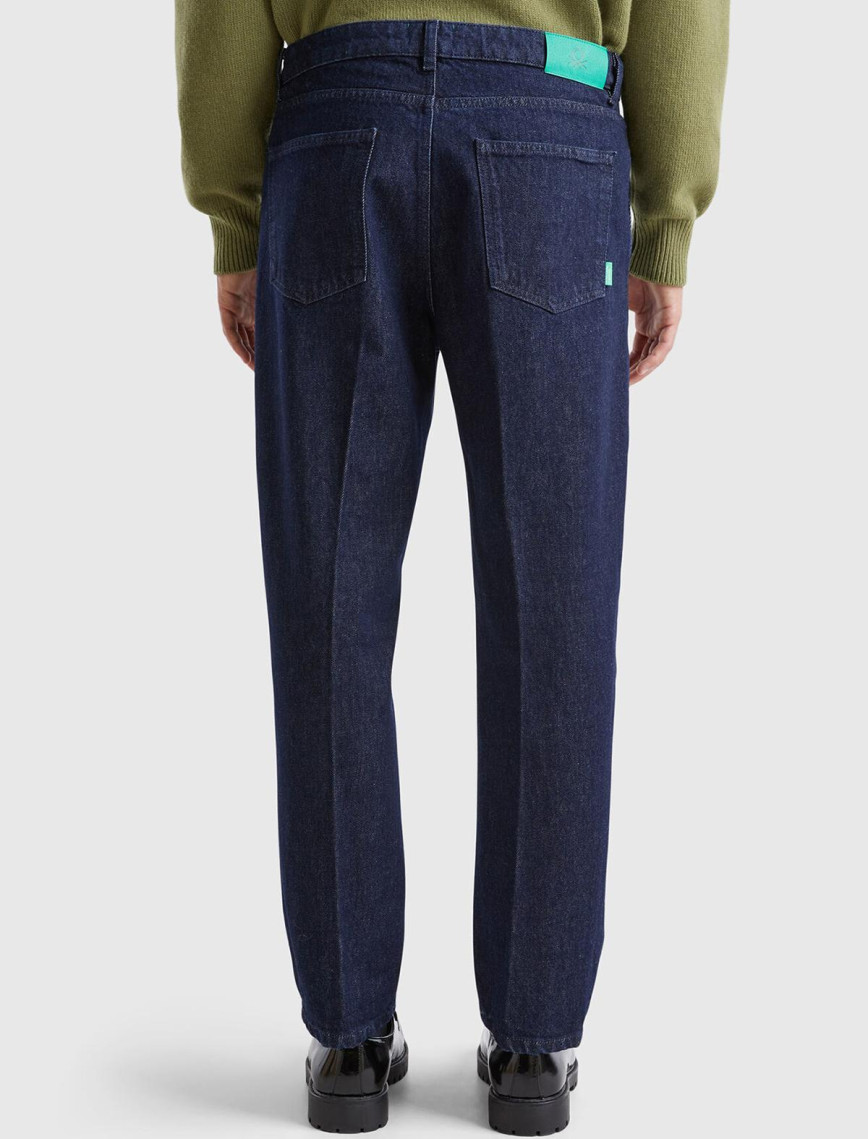 Erkek Koyu Mavi %100 Pamuk Cepli Arkası Logo Etiketli Denim Pantolon Erkek Koyu Mavi %100 Pamuk Cepli Arkası Logo Etiketli Denim Pantolon