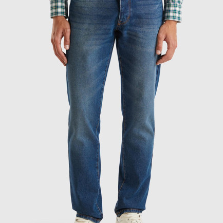 Erkek İndigo %100 Pamuk Arkası Logo Detaylı 5 Cepli Denim Pantolon Erkek İndigo %100 Pamuk Arkası Logo Detaylı 5 Cepli Denim Pantolon