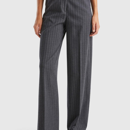 Kadın Antrasit Viskoz Karışımlı Önü Cepli İnce Çizgili Geniş Paça Pantolon