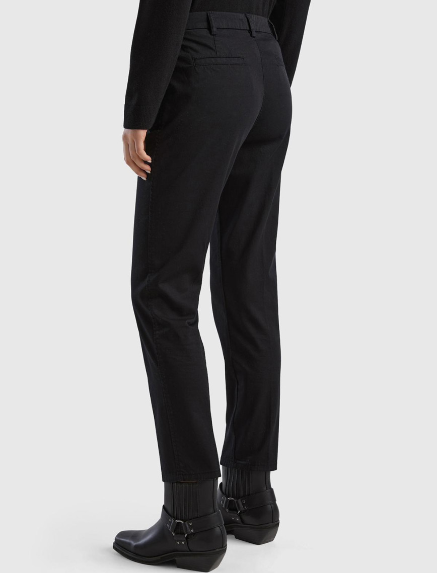 Kadın Siyah Elastanlı Basic Chino Pantolon