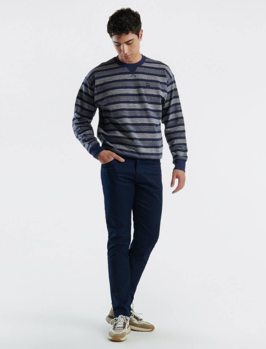 Erkek Lacivert Pamuk Karışımlı Dört Cepli Düz Paça Pantolon Erkek Lacivert Pamuk Karışımlı Dört Cepli Düz Paça Pantolon