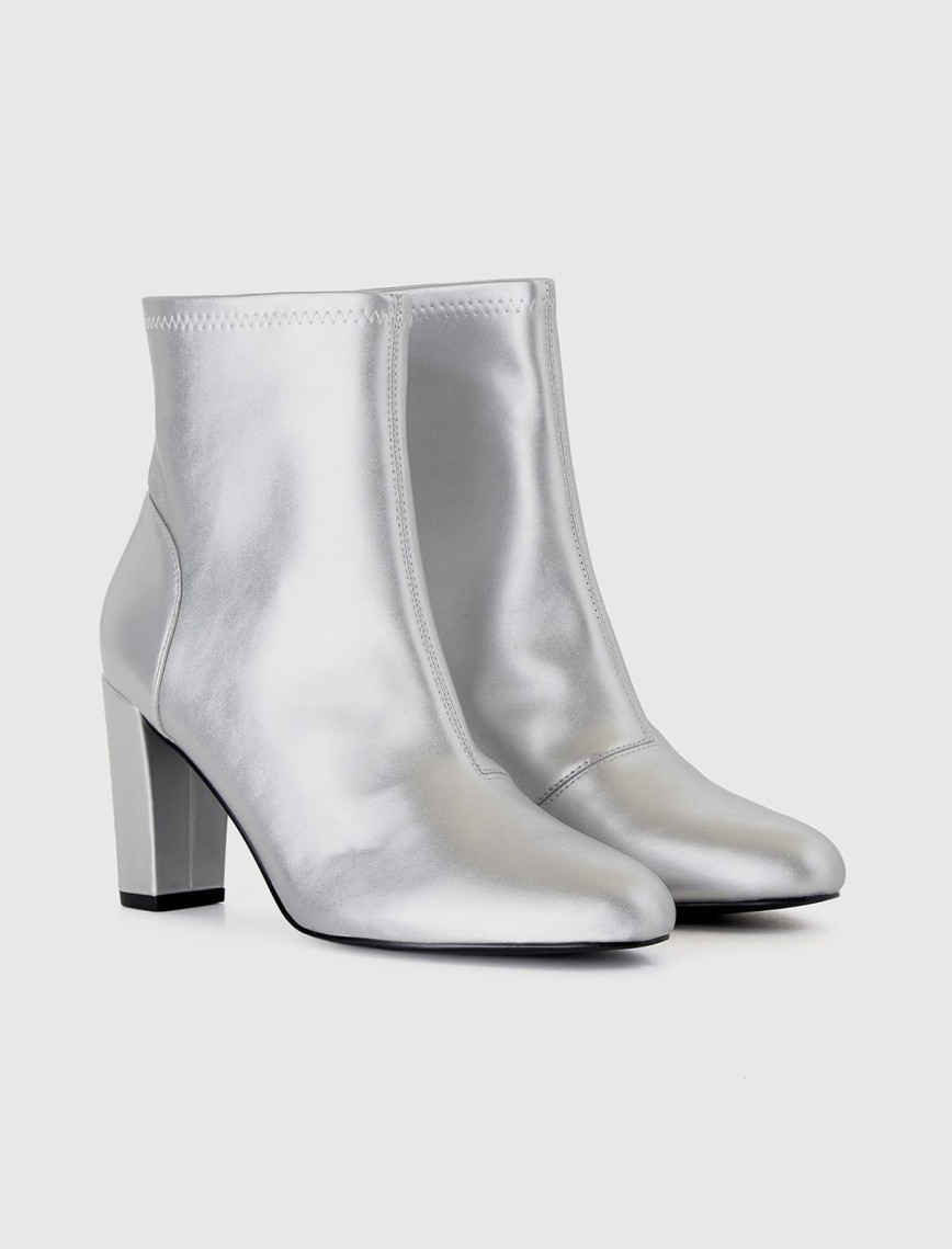 Kadın Gümüş Sivri Burun Topuklu Bot Kadın Gümüş Sivri Burun Topuklu Bot