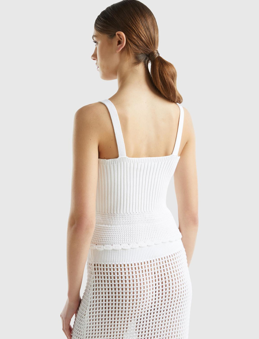 Kadın Beyaz %100 Pamuk Örgü Motifli Altı Saçaklı Kalın Askılı Triko Atlet Kadın Beyaz %100 Pamuk Örgü Motifli Altı Saçaklı Kalın Askılı Triko Atlet