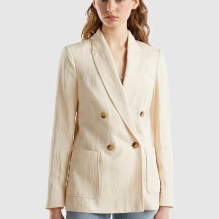 Kadın Bej Liyosel ve Viskoz Karışımlı Yama Cepli Kruvaze Blazer Ceket Kadın Bej Liyosel ve Viskoz Karışımlı Yama Cepli Kruvaze Blazer Ceket